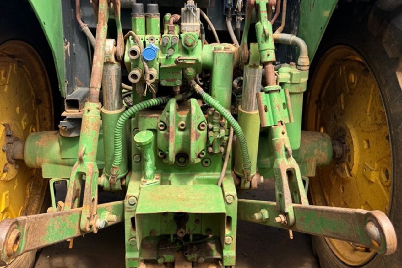John Deere 6125J - 11/11 4
