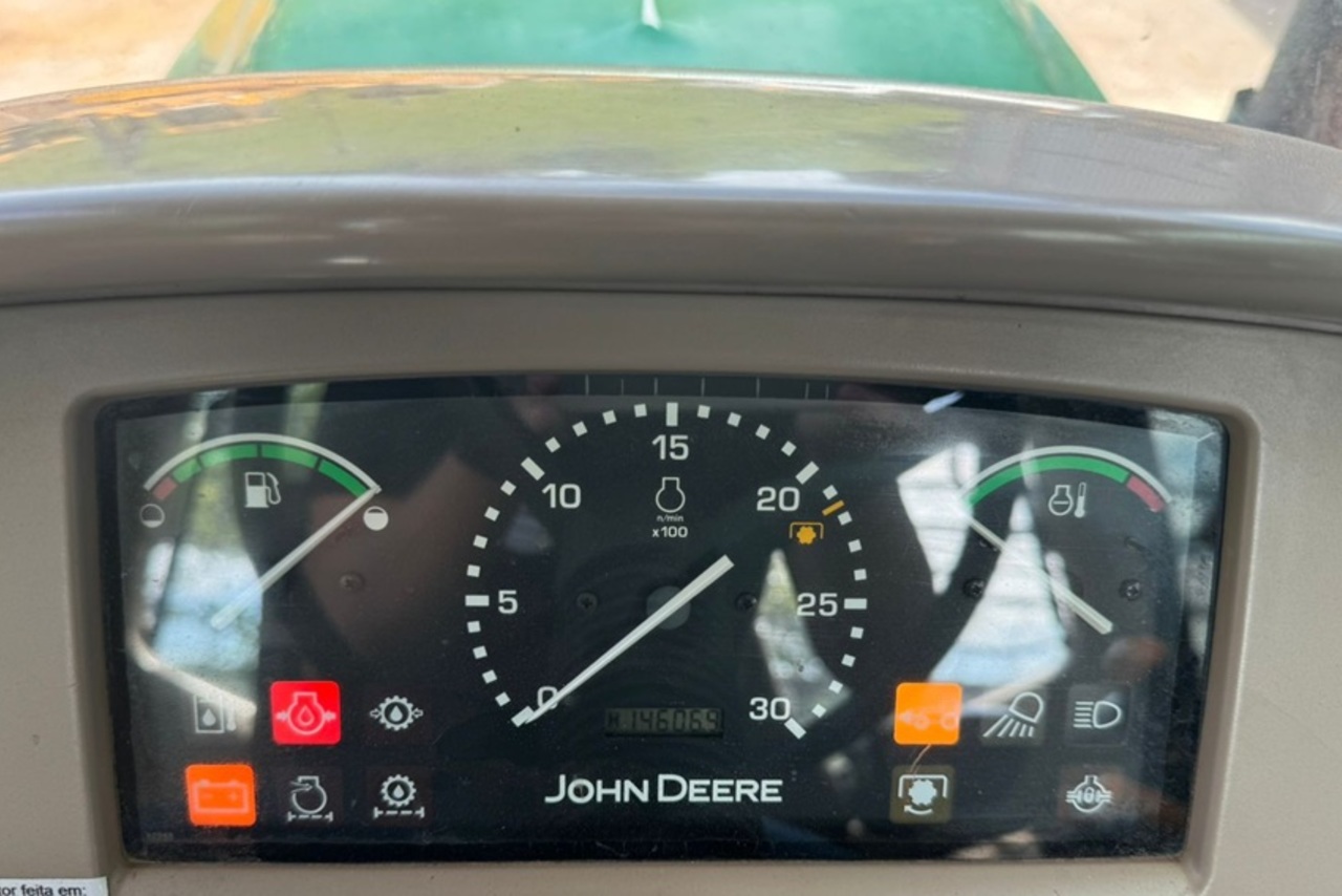John Deere 6125J - 11/11 8