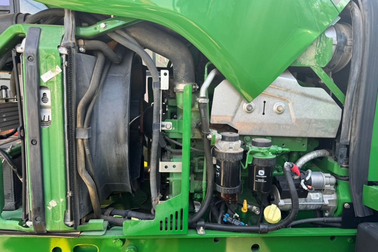 John Deere 6125J - 23/23 6