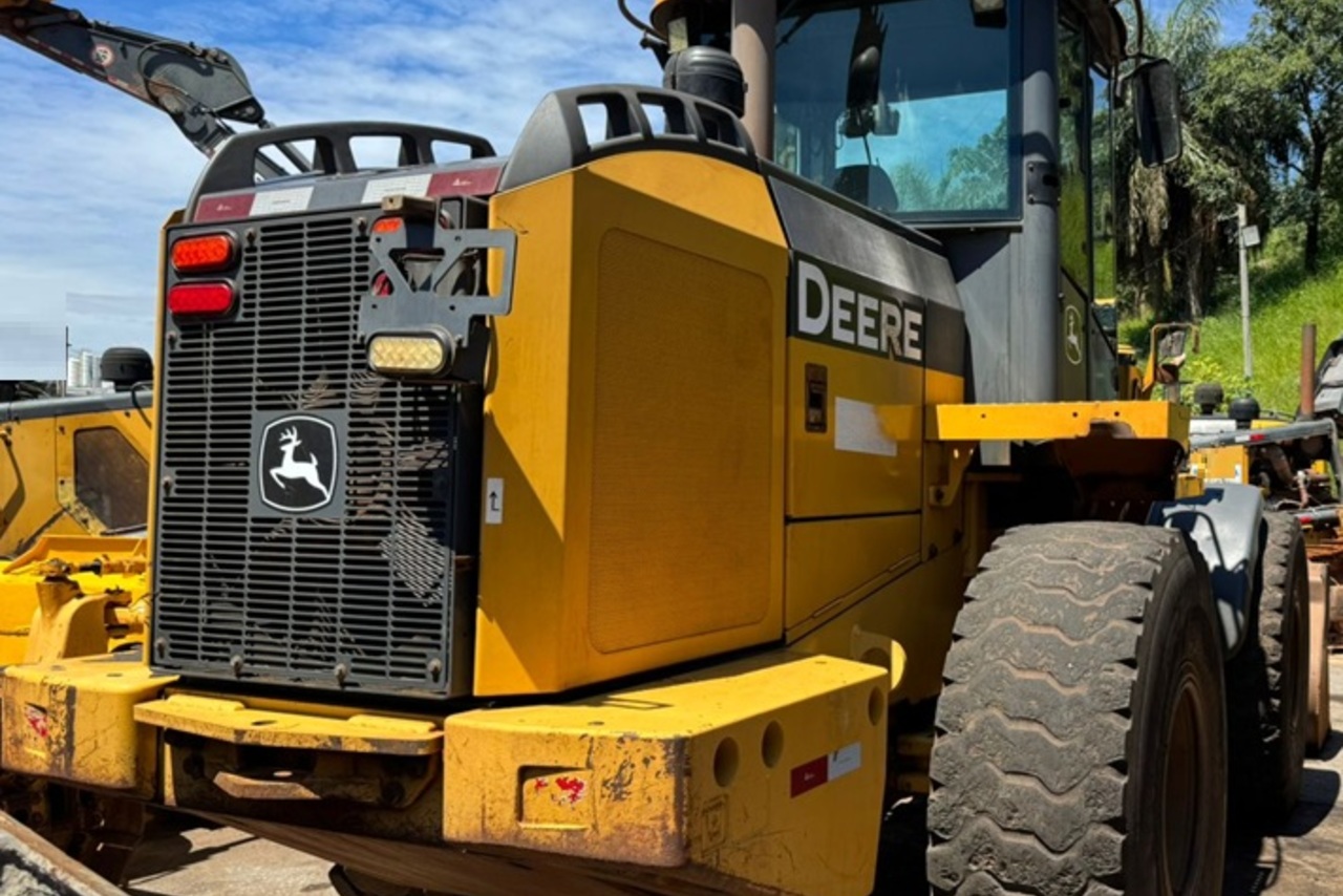 John Deere 524K - 18/18 3