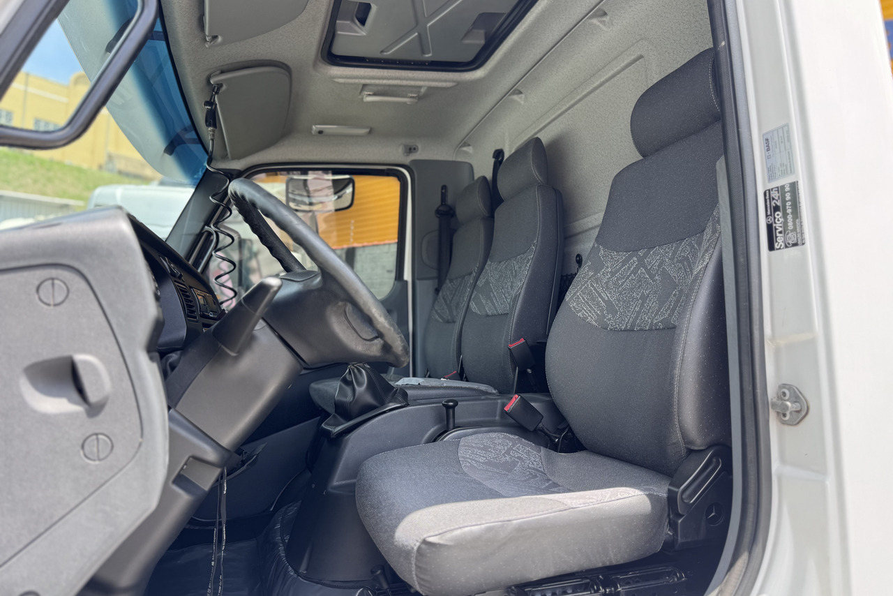 Mercedes Benz Accelo 1016 - 17/18 2