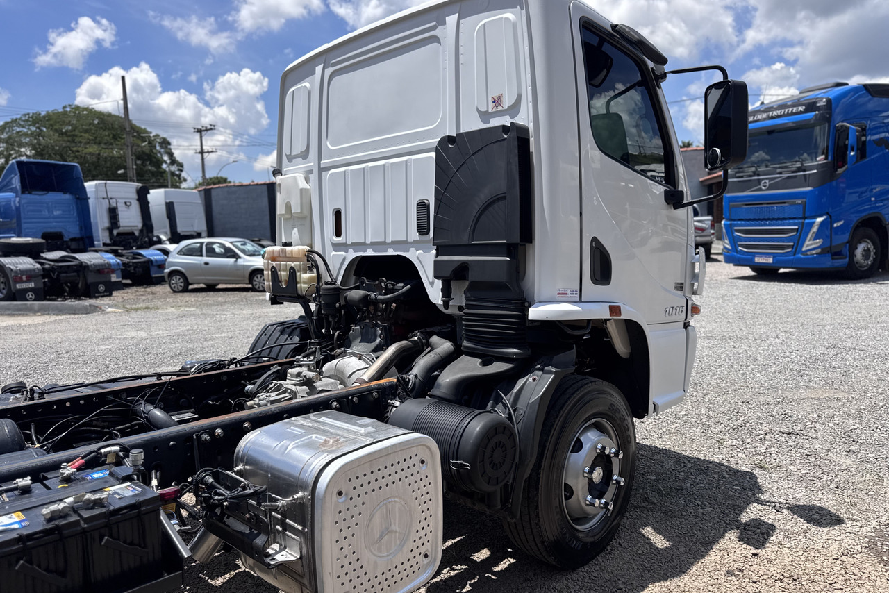 Mercedes Benz Accelo 1016 - 17/18 4