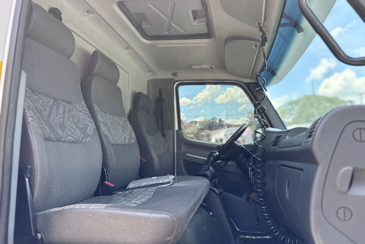 Mercedes Benz Accelo 1016 - 17/18 7