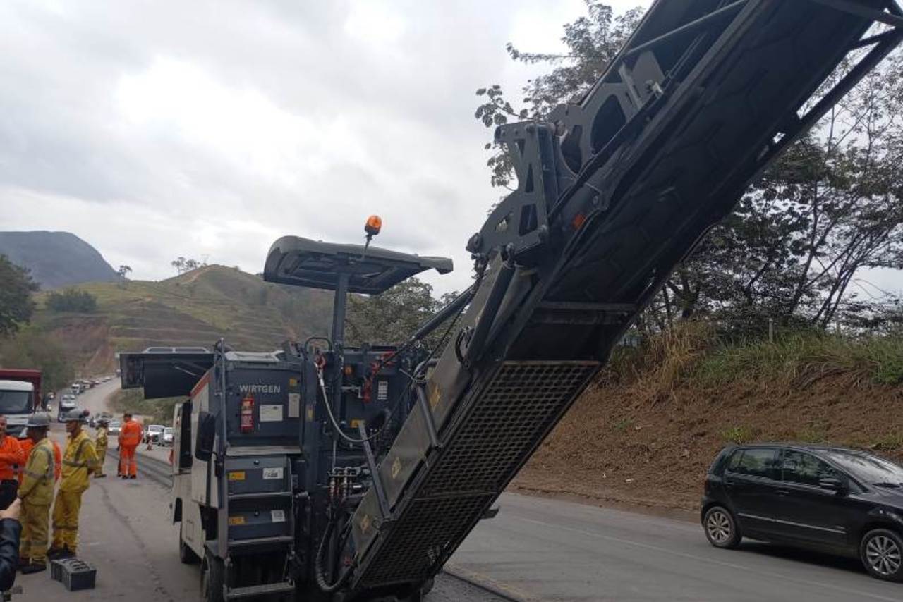 Wirtgen W1000 - 23/23 13
