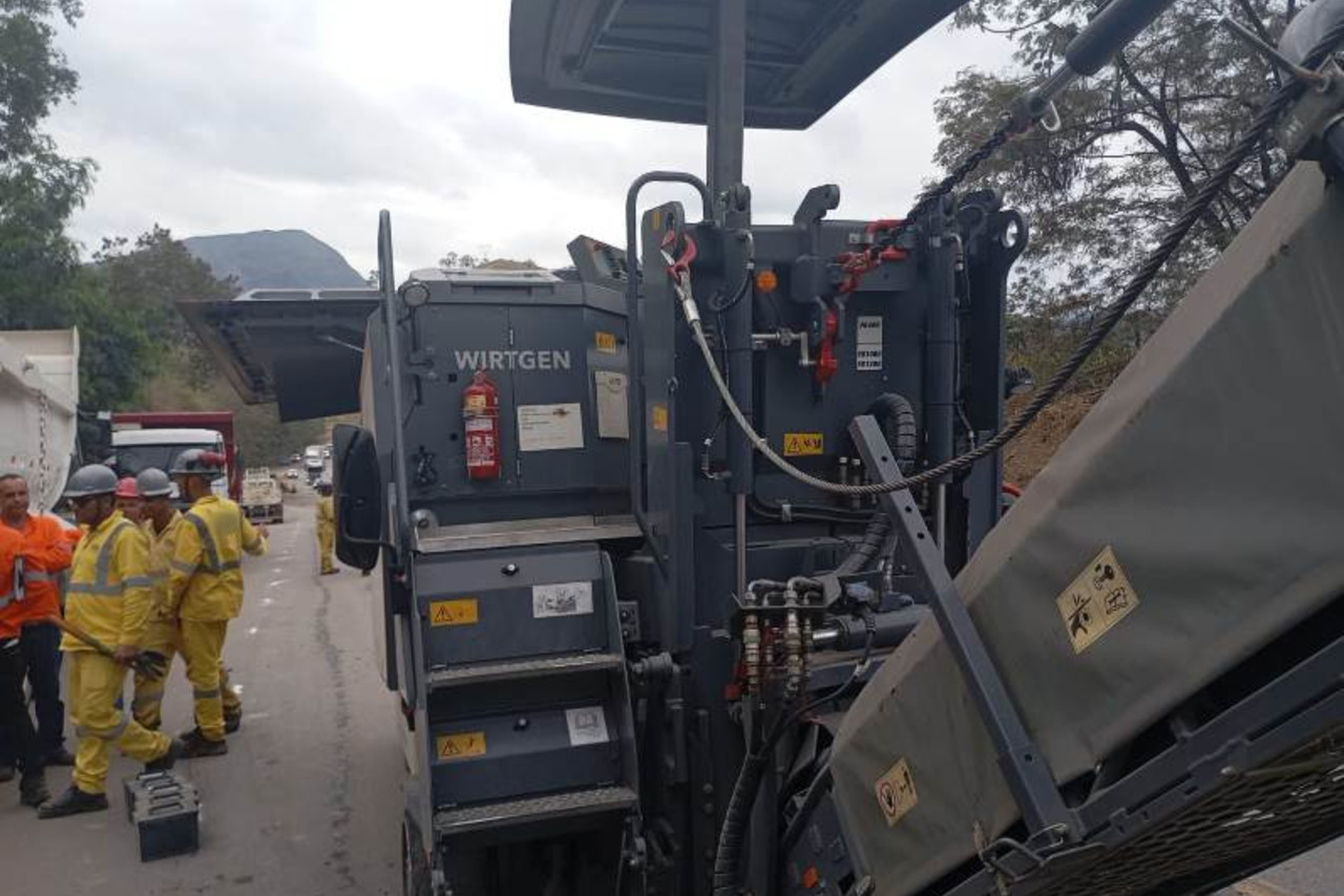 Wirtgen W1000 - 23/23 14