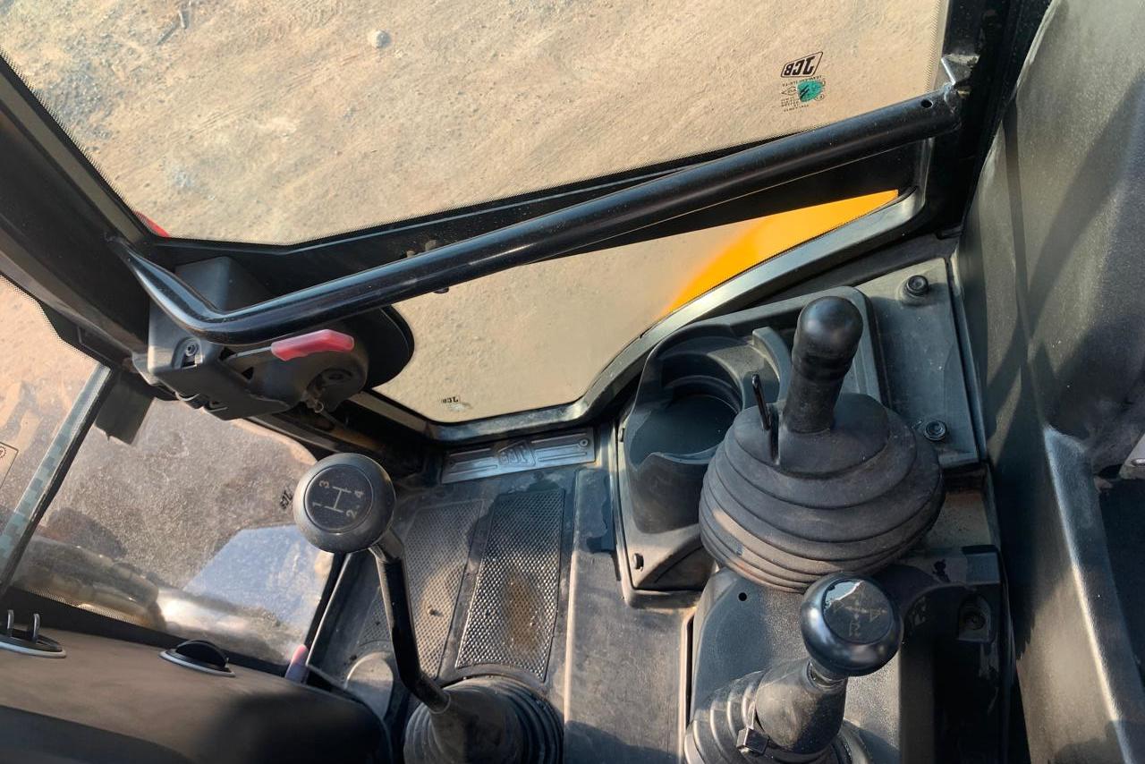 JCB 3CX - 19/19 9