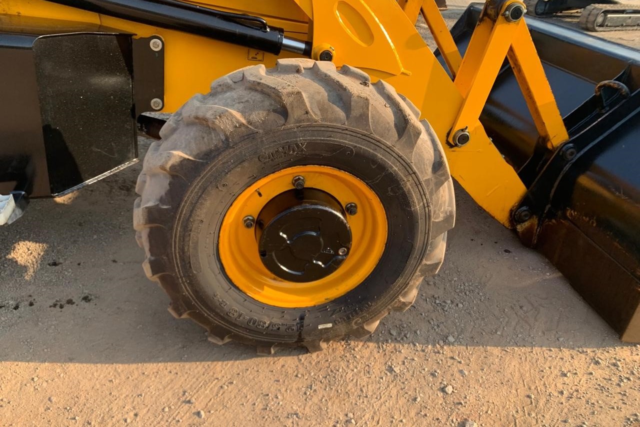 JCB 3CX - 19/19 18