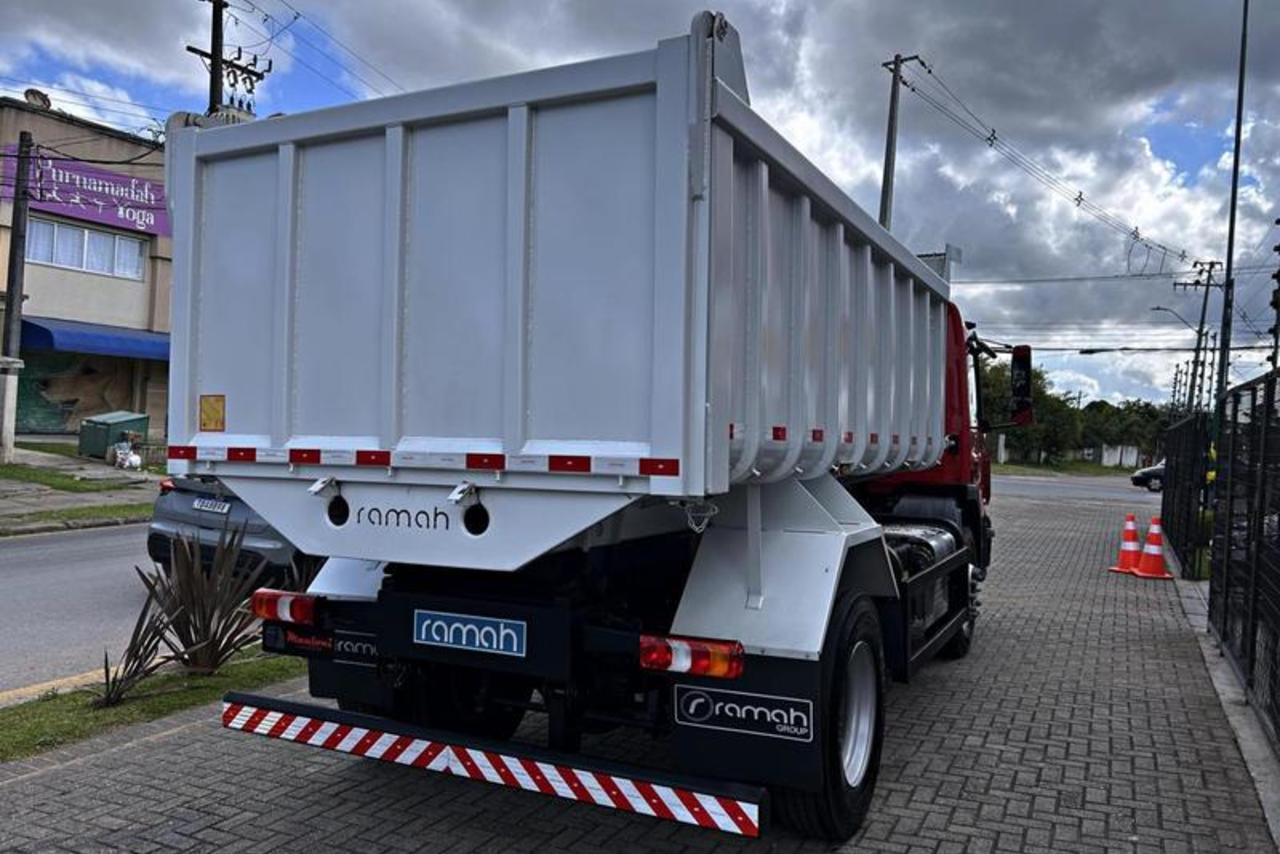 Mercedes Benz Atego 1719 - 24/25 6