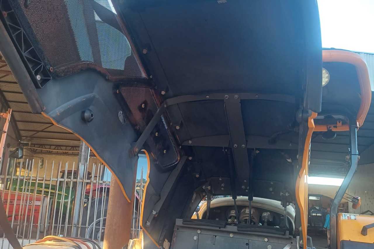 Valtra A 850 - 15/15 14