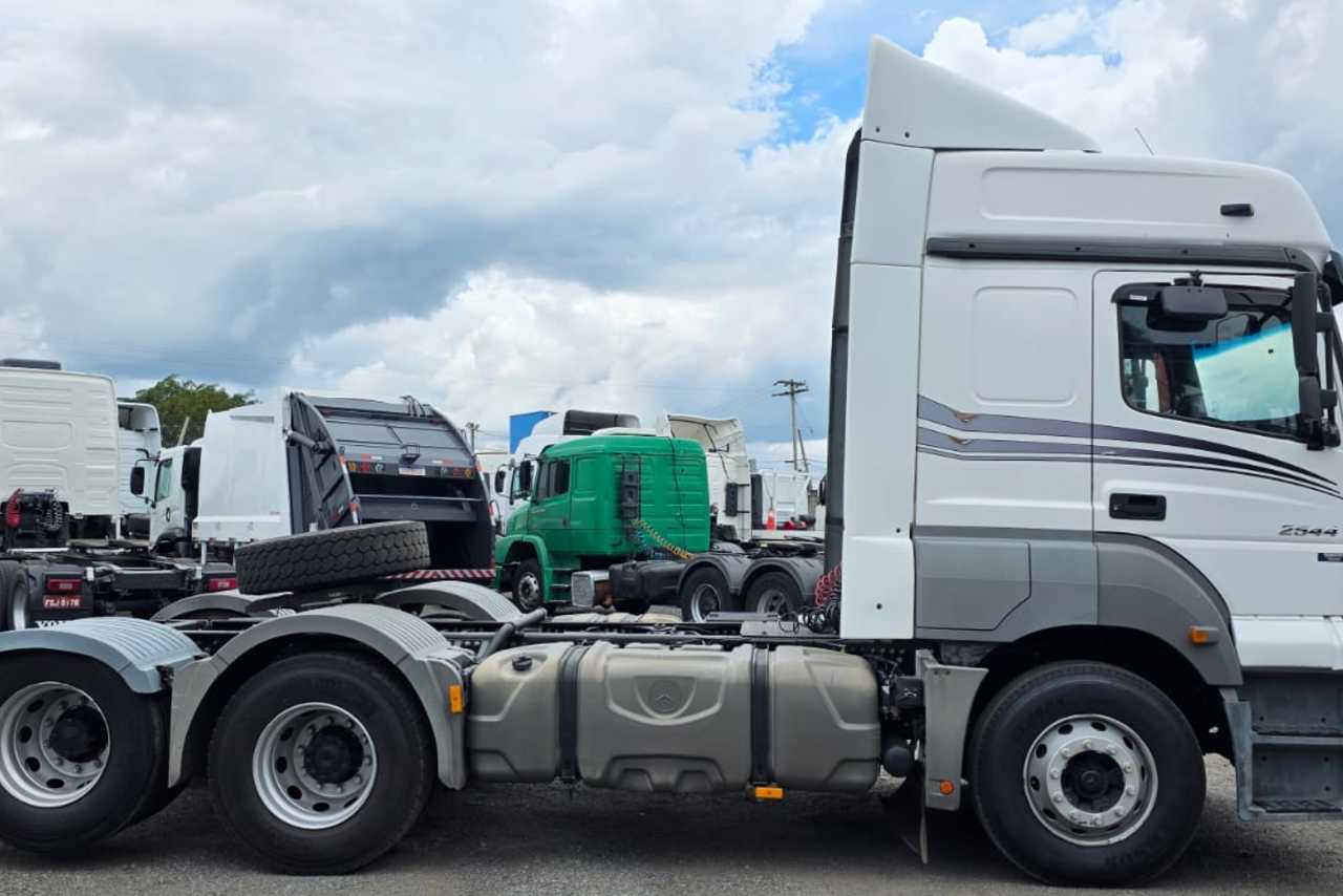 Mercedes Benz Axor 2544 - 18/19 2