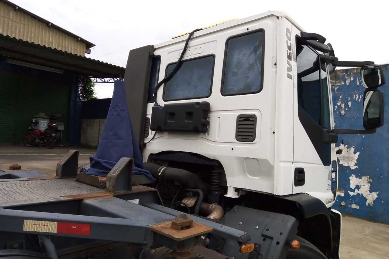 Iveco Tector 240E28 - 14/14 6