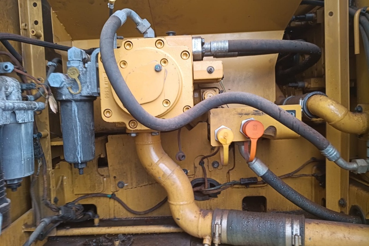 Caterpillar  320 - 21/21 2