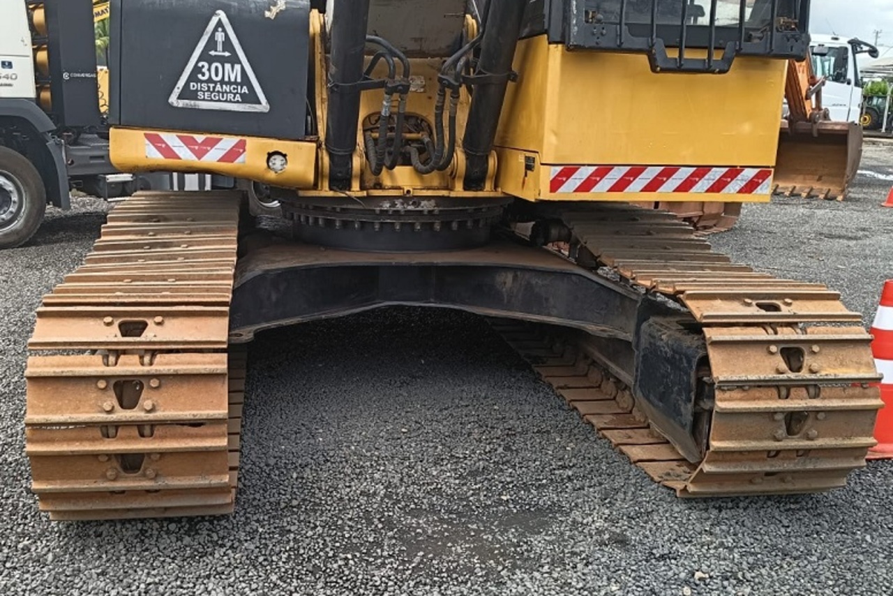 Caterpillar  320 - 21/21 16