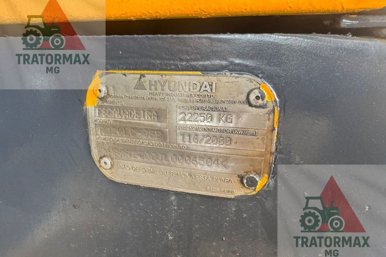 Hyundai R220 LC - 20/20 13