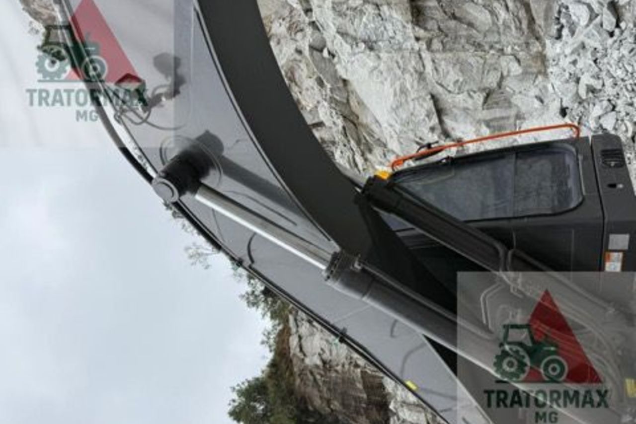 Volvo EC240BLC - 02/02 6