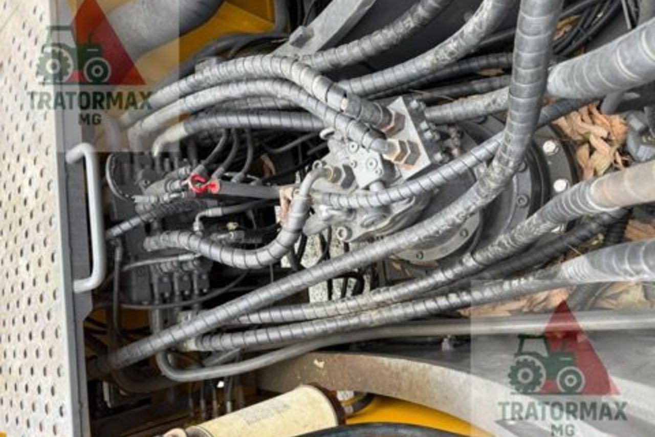 Volvo EC240BLC - 02/02 10
