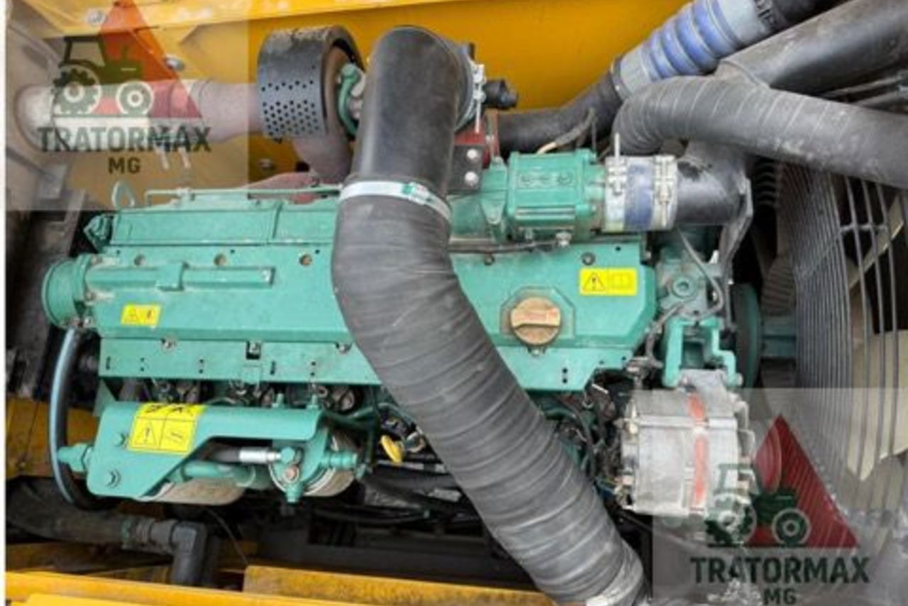 Volvo EC240BLC - 02/02 12
