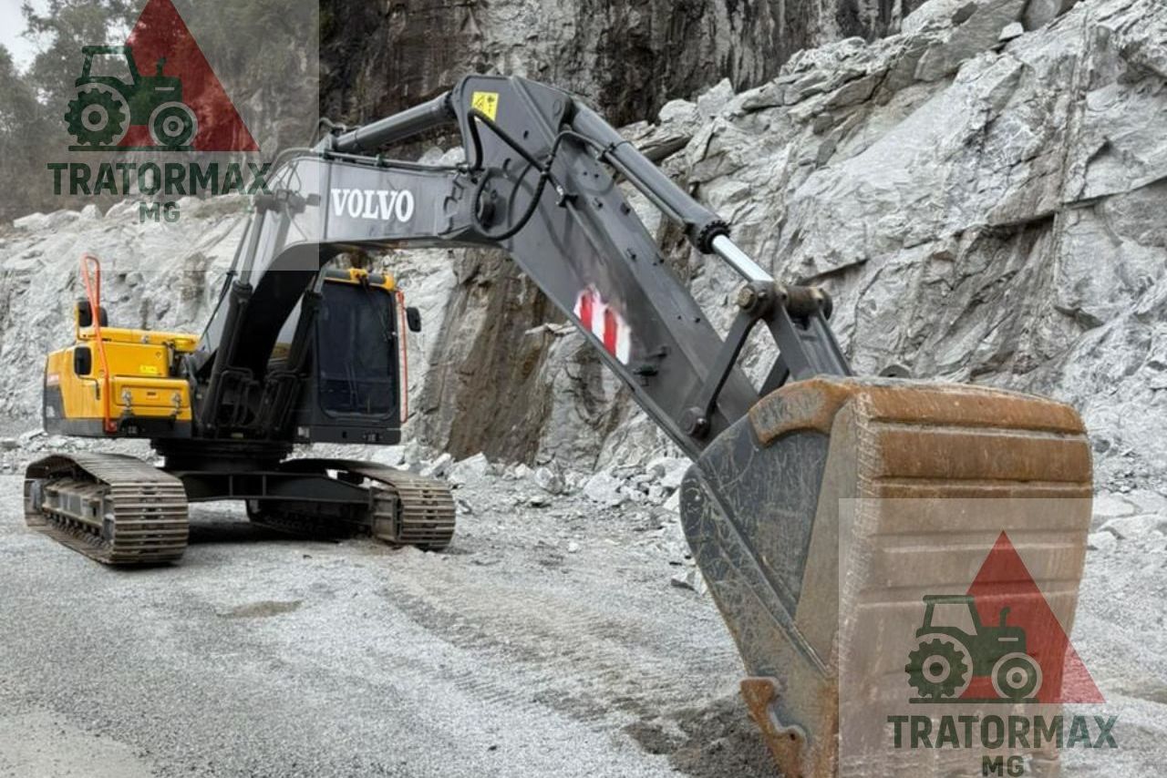 Volvo EC240BLC - 02/02 18