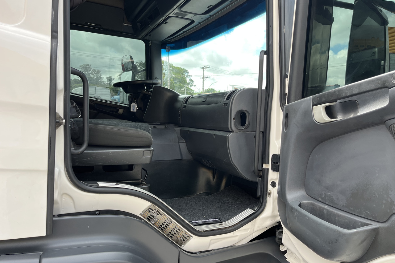 Scania P360 - 13/13 5