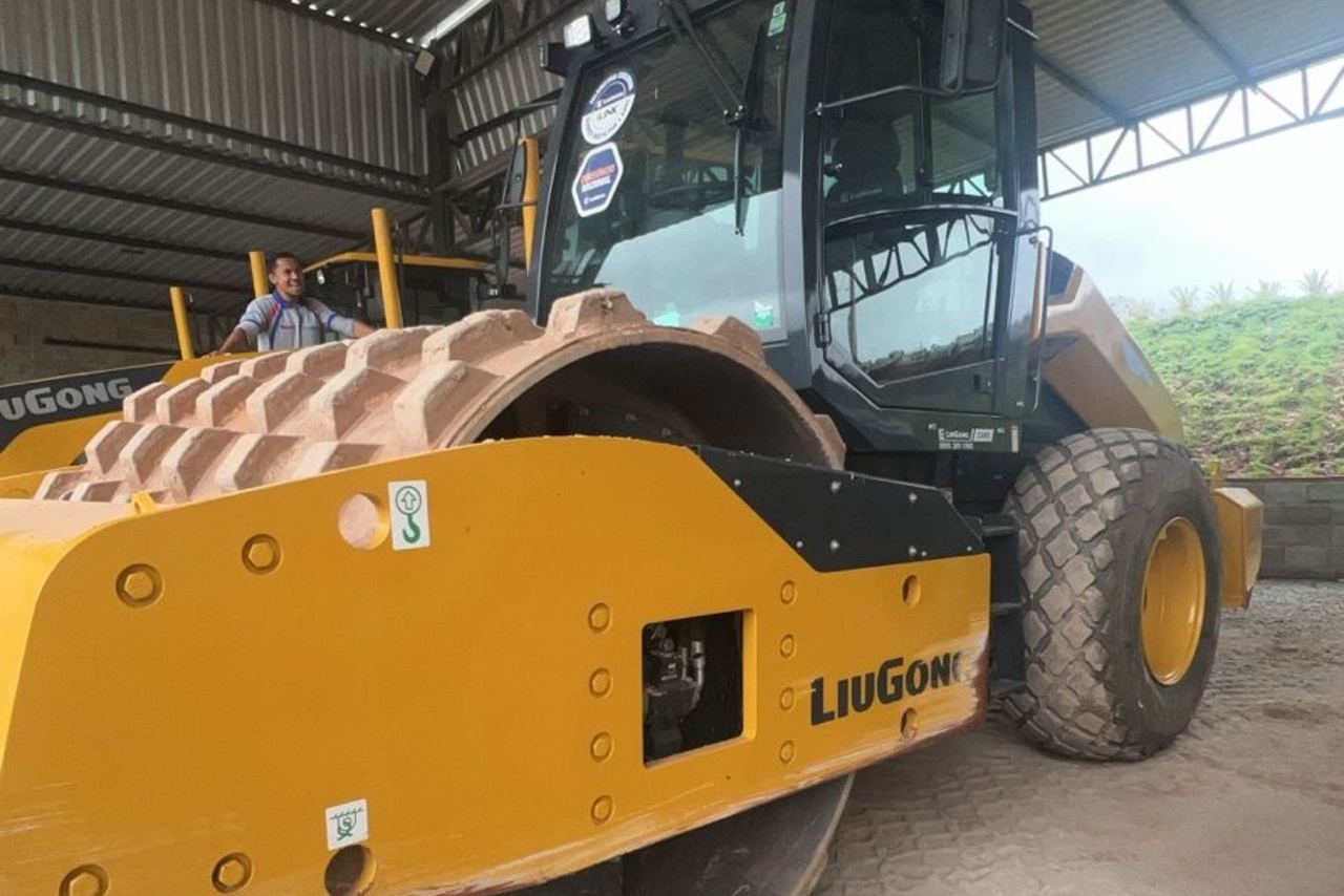 Liugong 6612E - 25/25 3