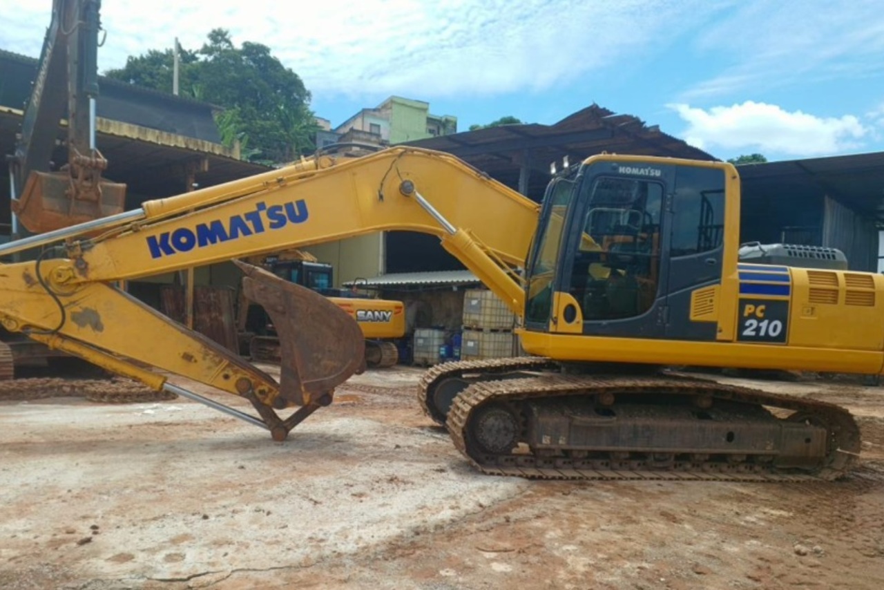 Komatsu PC210 - 21/21 3