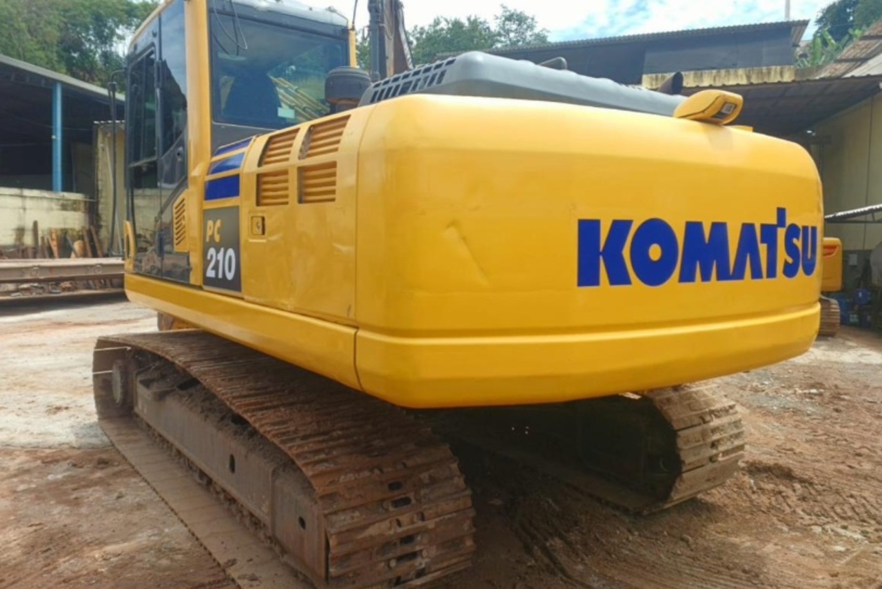 Komatsu PC210 - 21/21 5