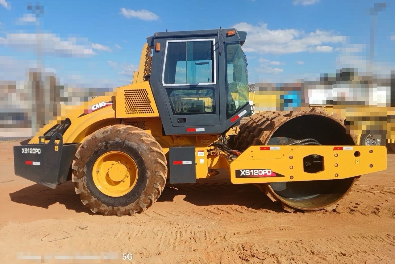 XCMG XS120  - 10/10 12
