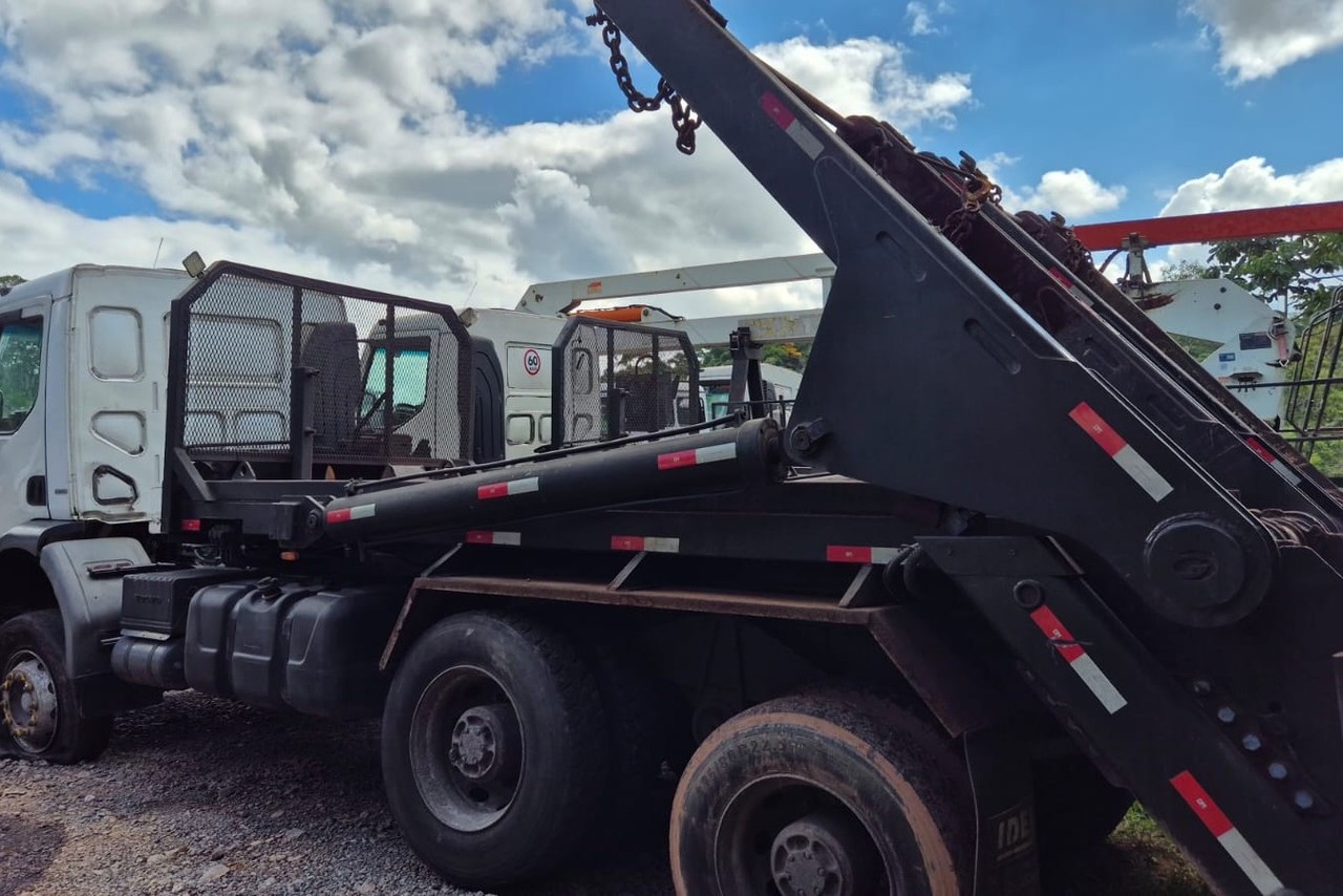 Volvo VM330 - 21/22 4