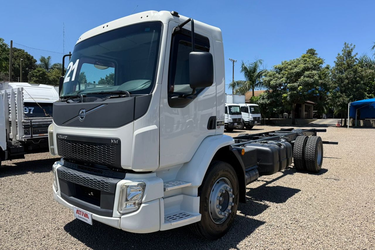 Volvo VM220 - 21/21 4