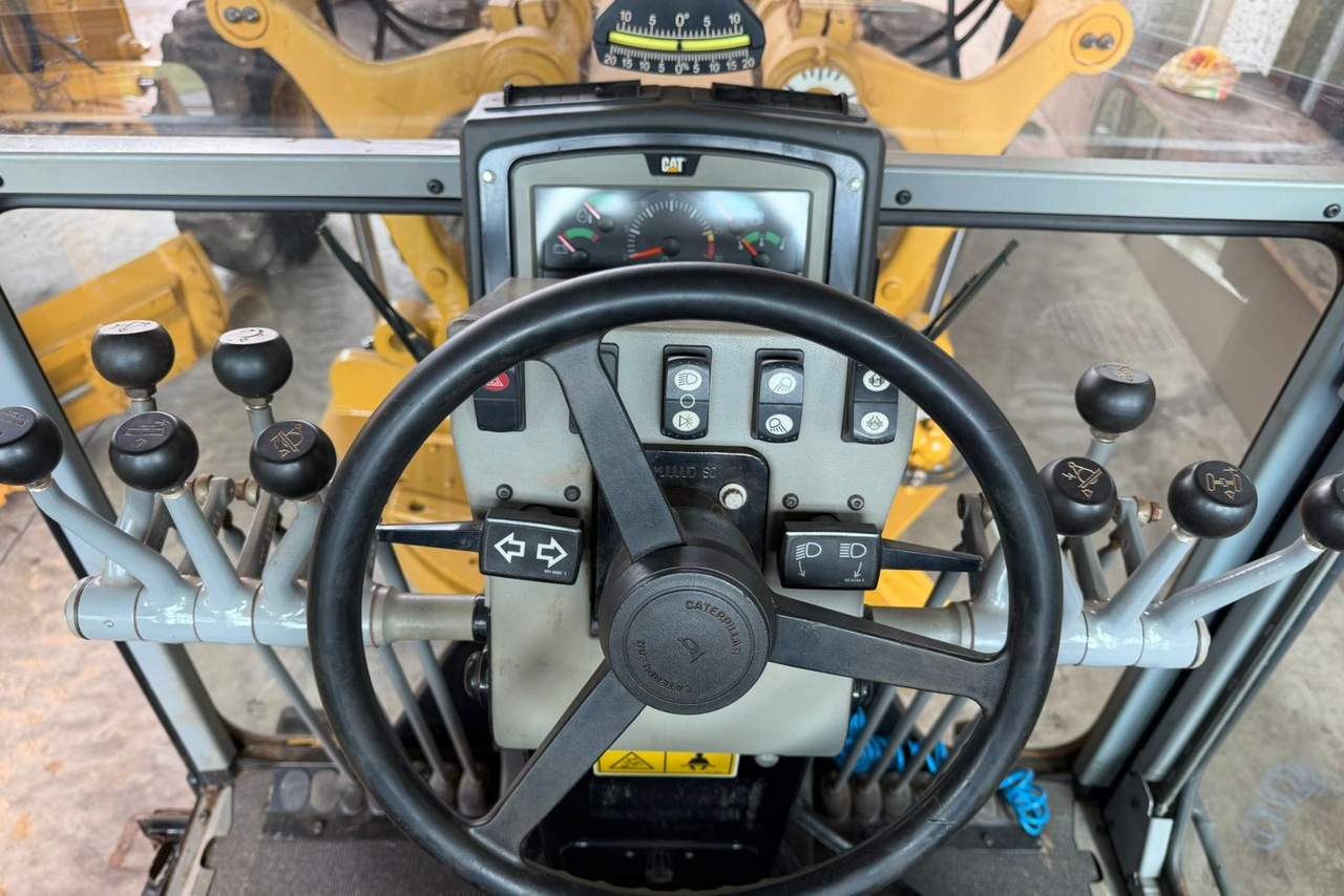 Caterpillar 140K - 20/20 18