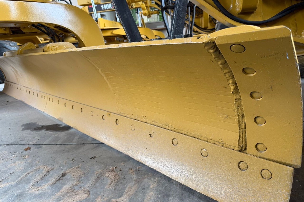 Caterpillar 140K -  15