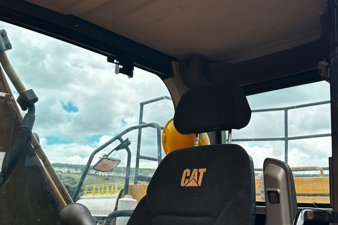 Caterpillar 320GC - 20/20 11