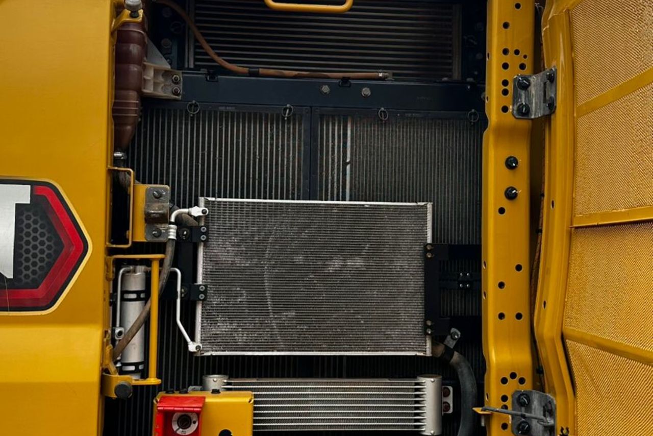 Caterpillar 320GC - 20/20 12