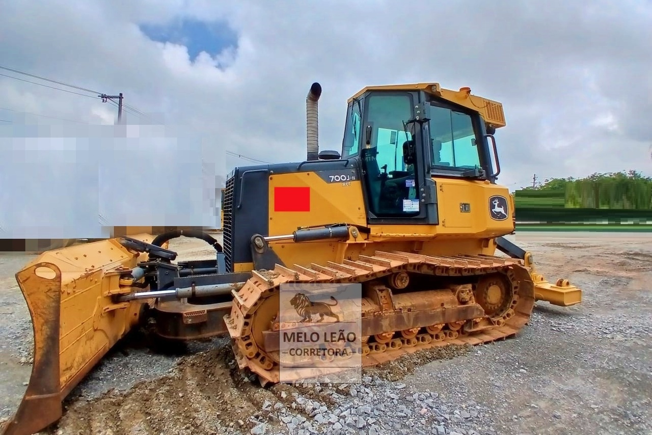 John Deere 700J - 21/21 2