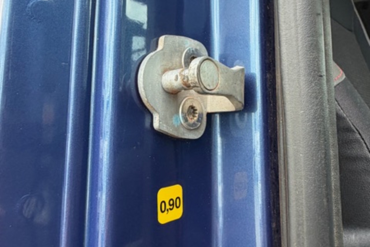 Volkswagen 24-280 E Constellation 6x2 - 22/23 3
