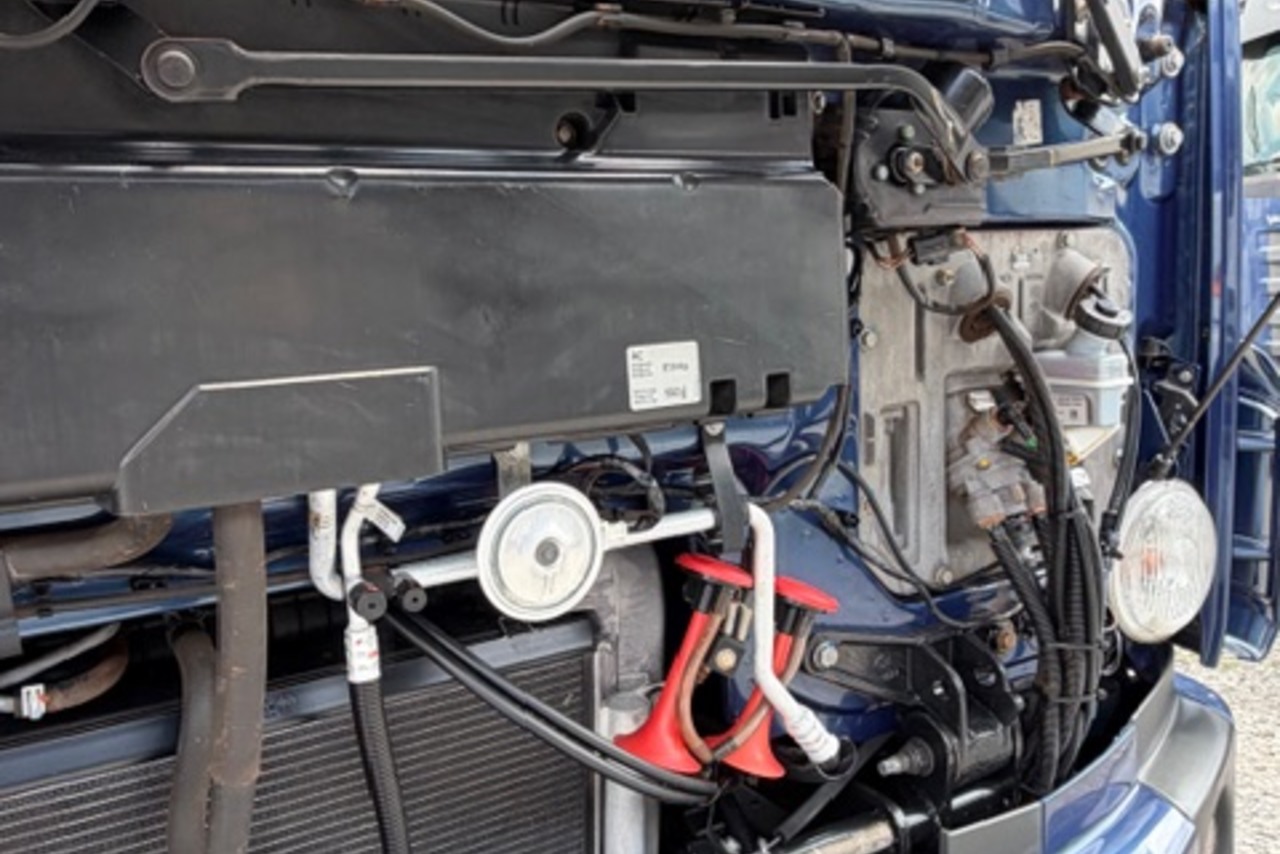 Volkswagen 24-280 E Constellation 6x2 - 22/23 4