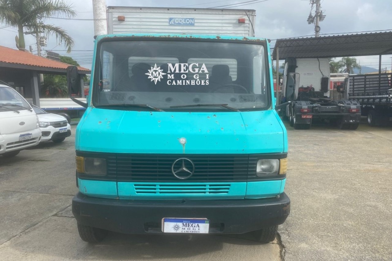Mercedes Benz MB 709 - 91/92 3