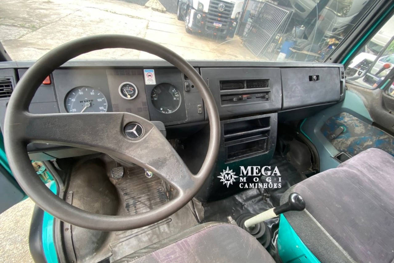 Mercedes Benz MB 709 - 91/92 4