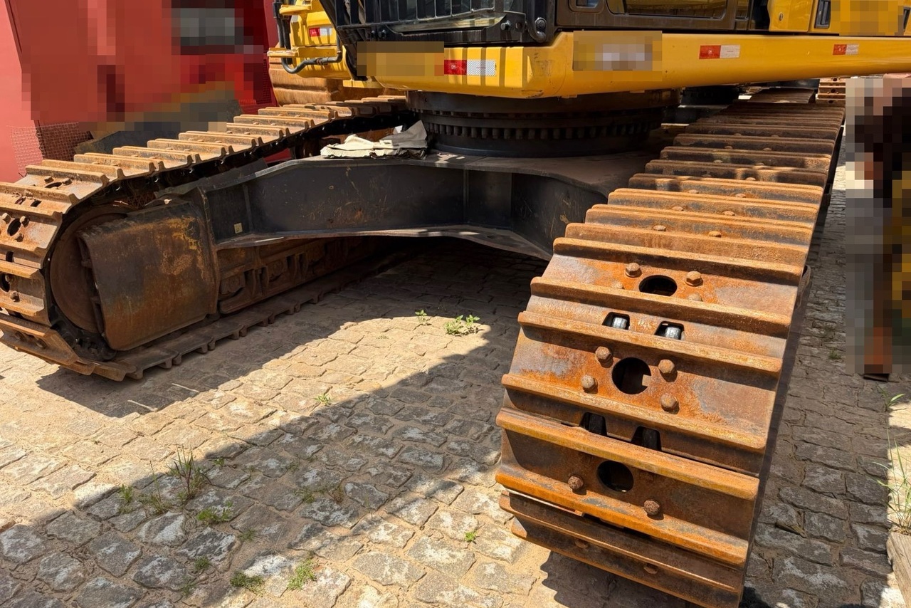 Caterpillar Outros - 23/23 5