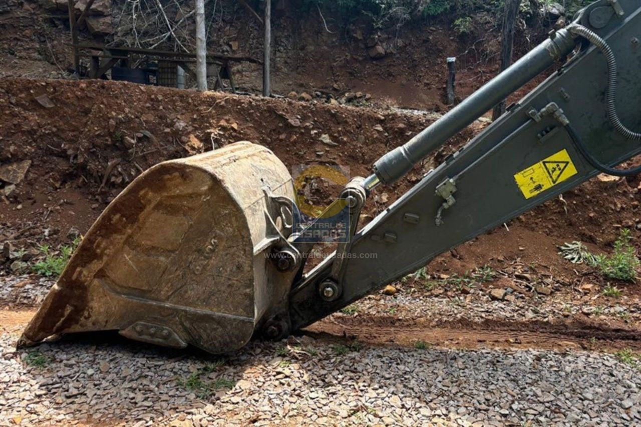 Volvo EC220D - 20/20 4