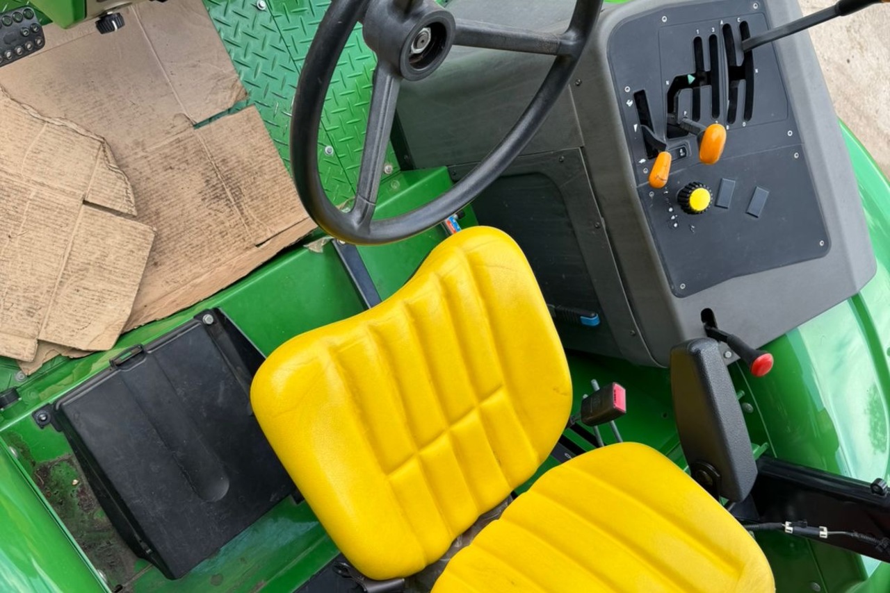 John Deere 6125J - 23/23 3