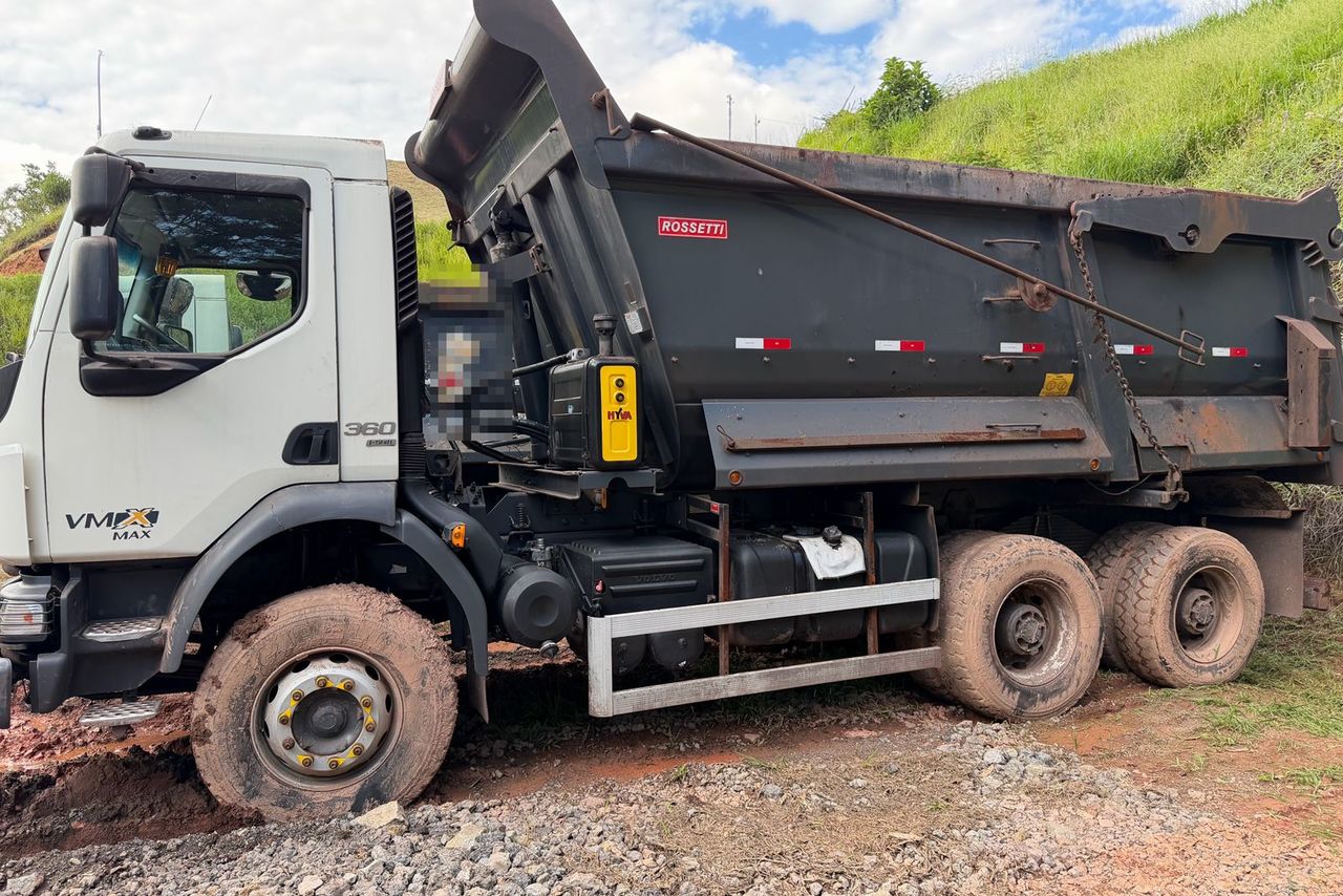 Volvo VM360 - 24/24 4
