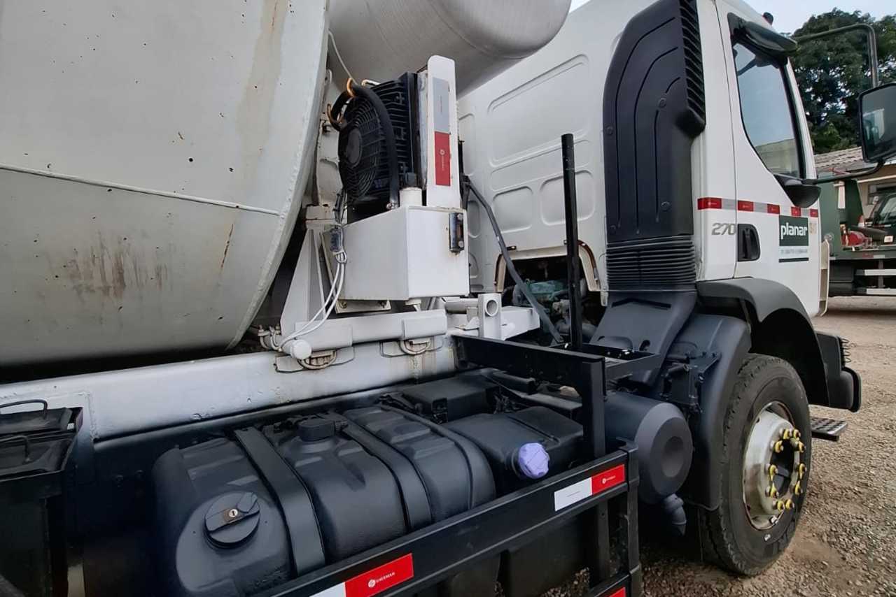 Volvo VM 270 - 20/21 8
