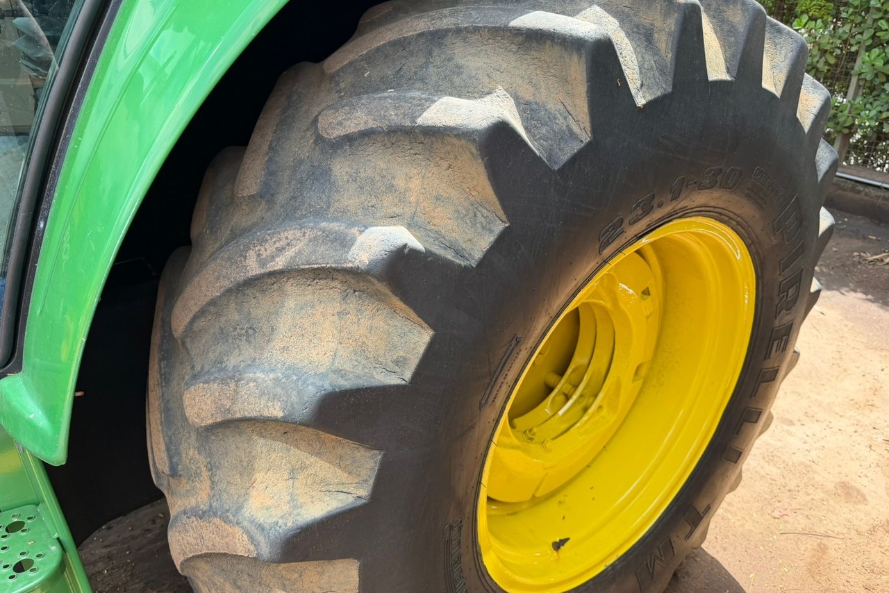 John Deere 6110J - 14/14 2