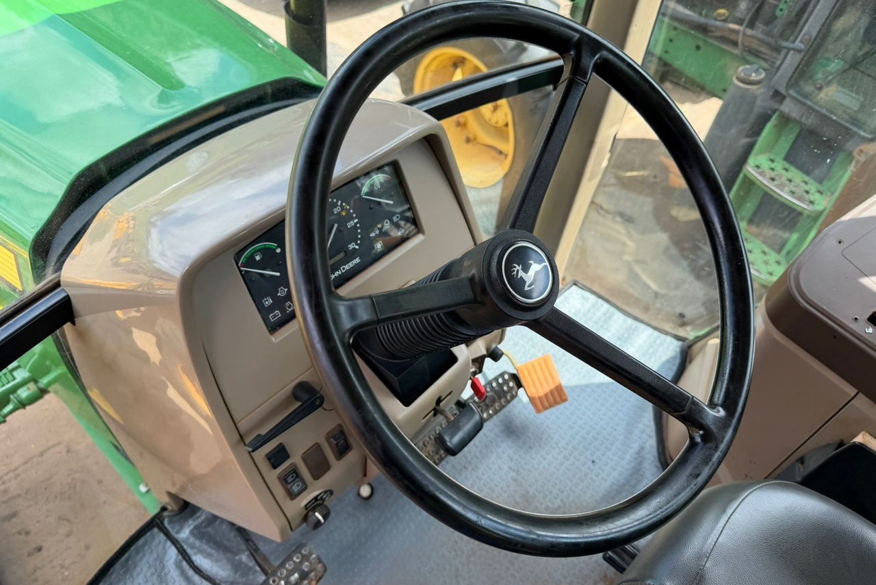 John Deere 6110J - 14/14 12