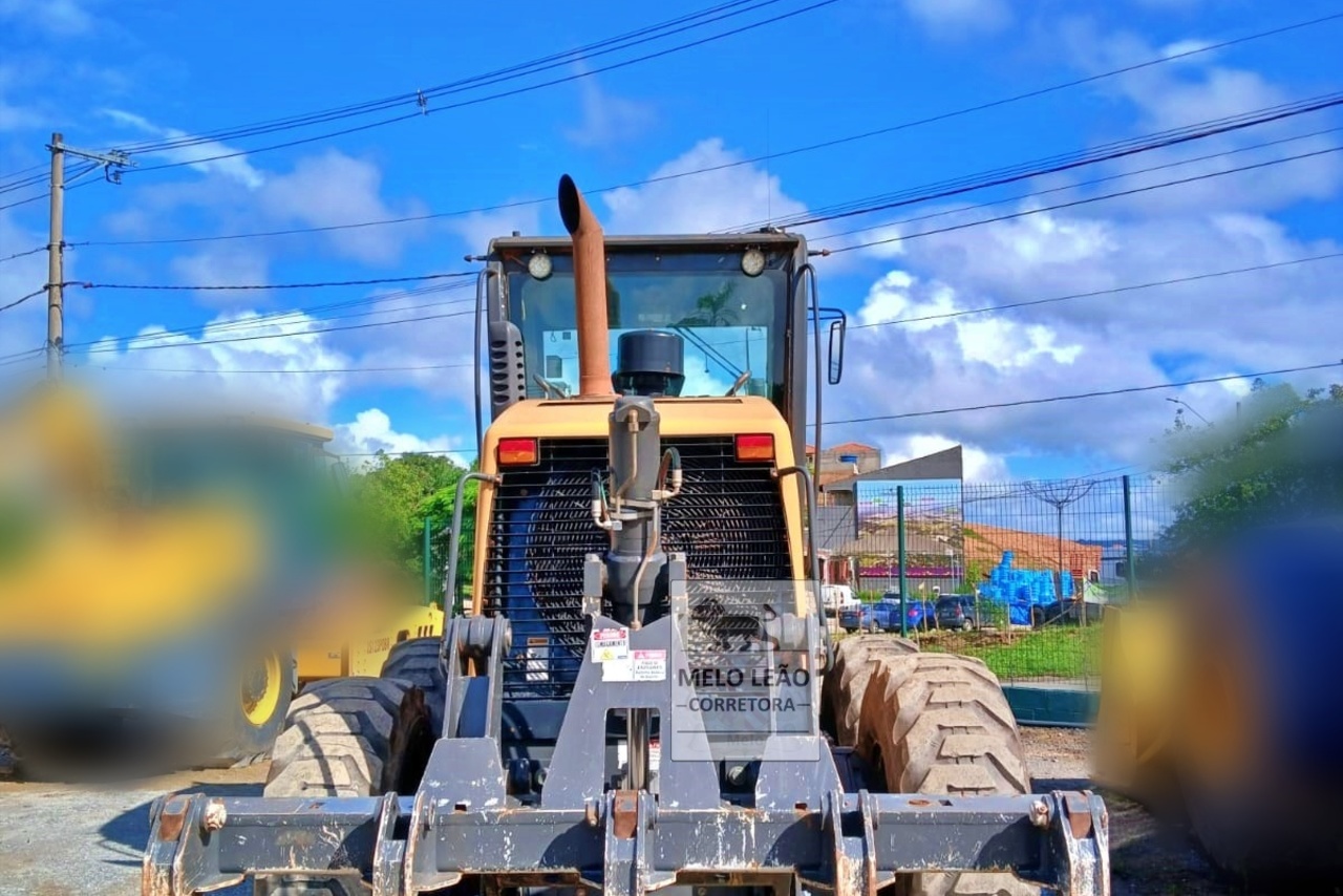 Case 885B AWD - 22/22 4