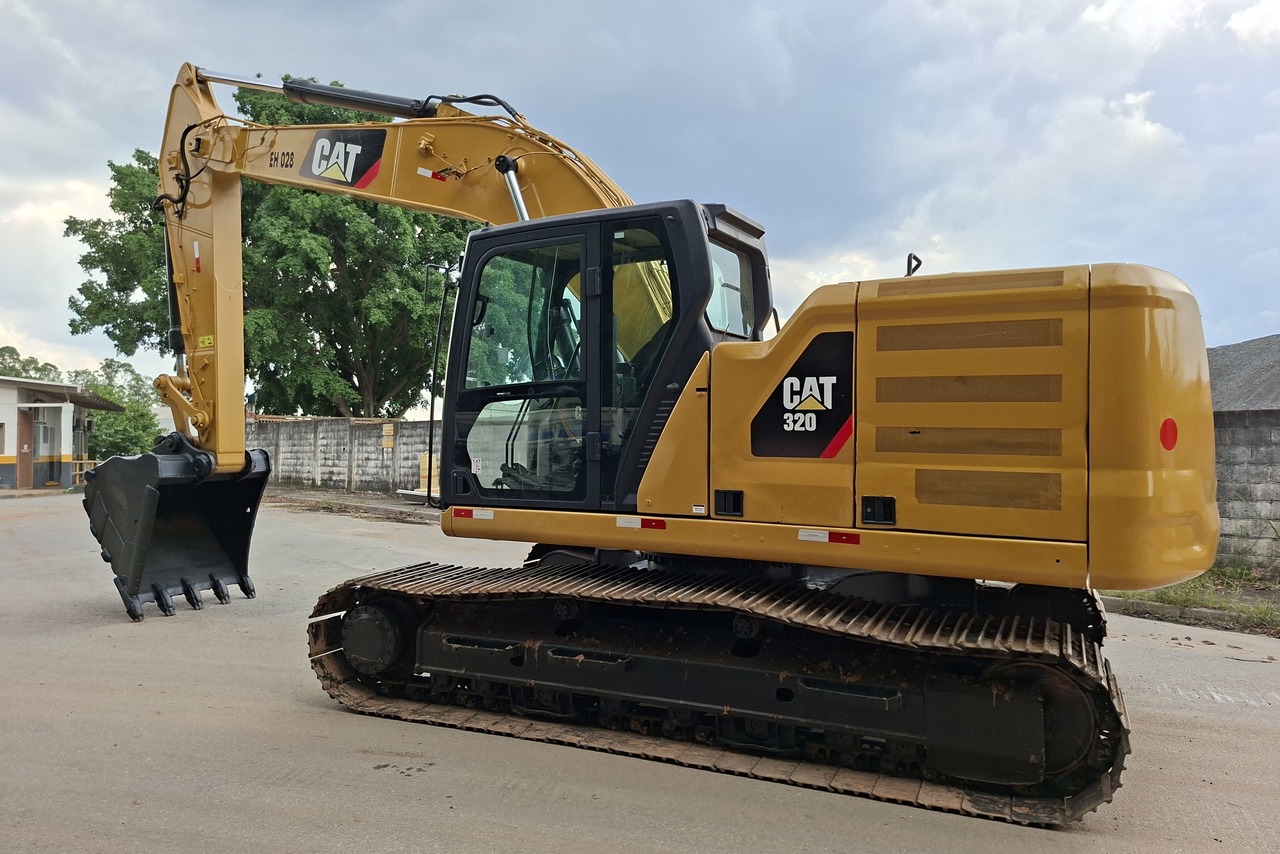Caterpillar  320 - 18/18 6
