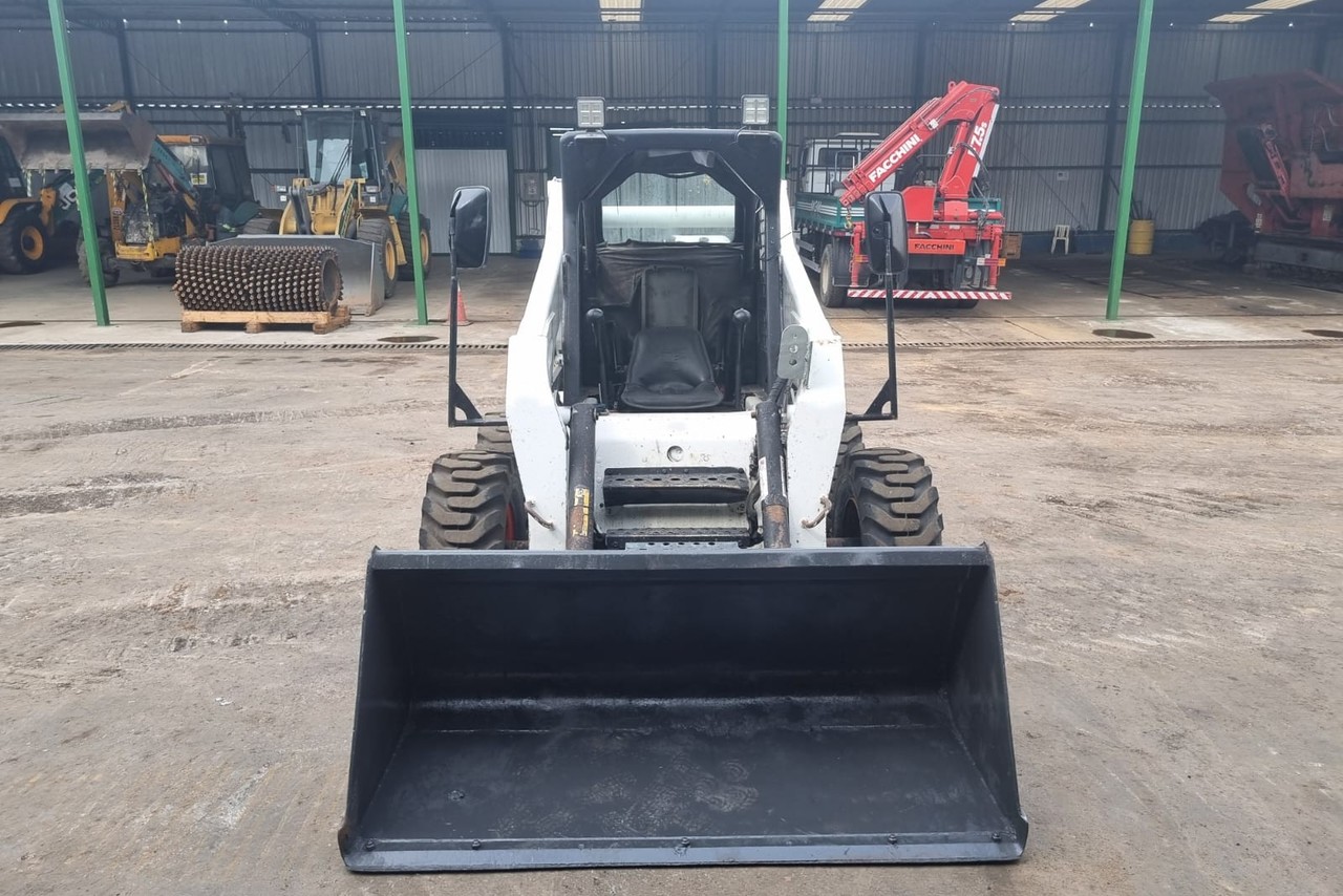 Bobcat S300 - 10/10 5
