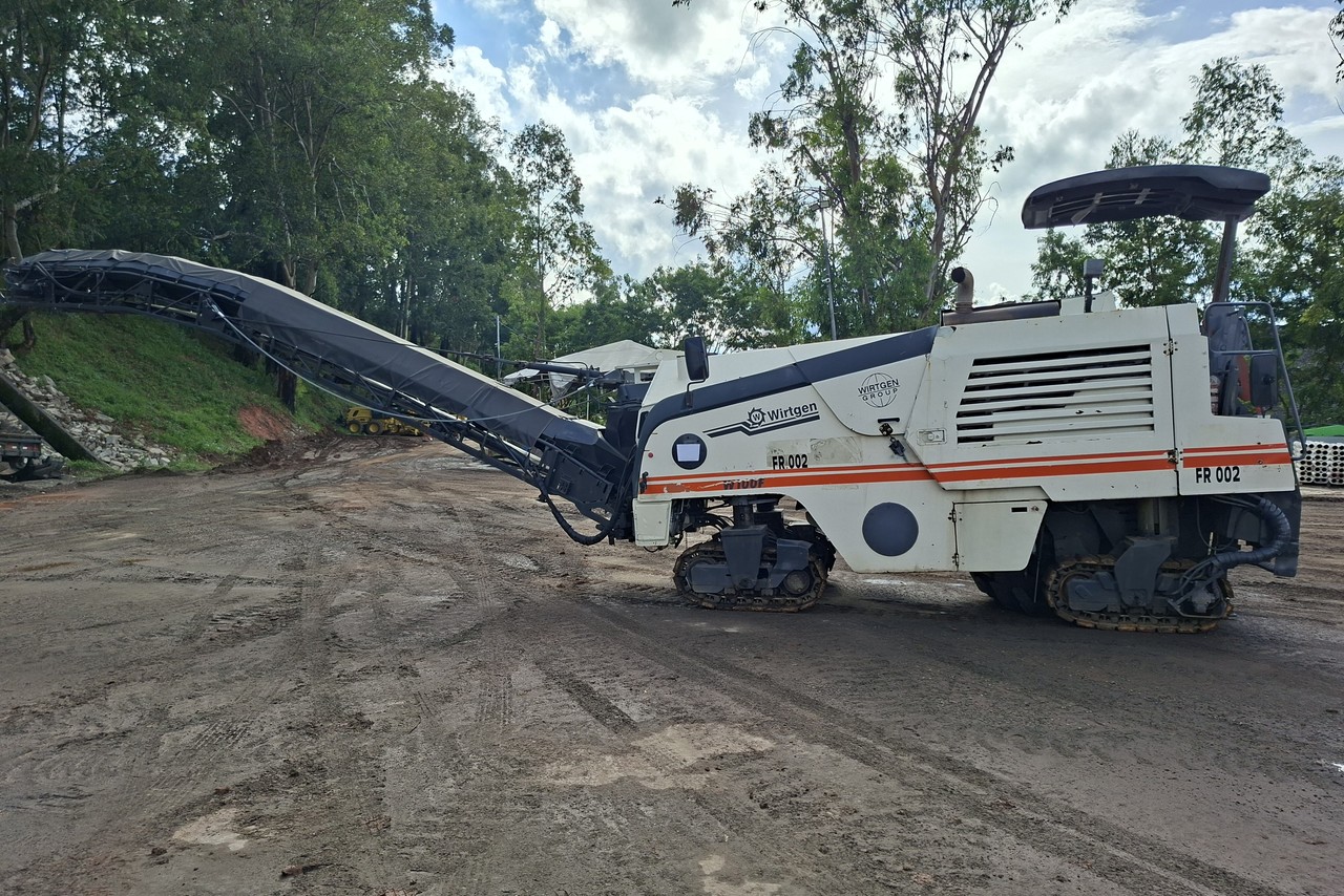 Wirtgen W100F - 10/10 2