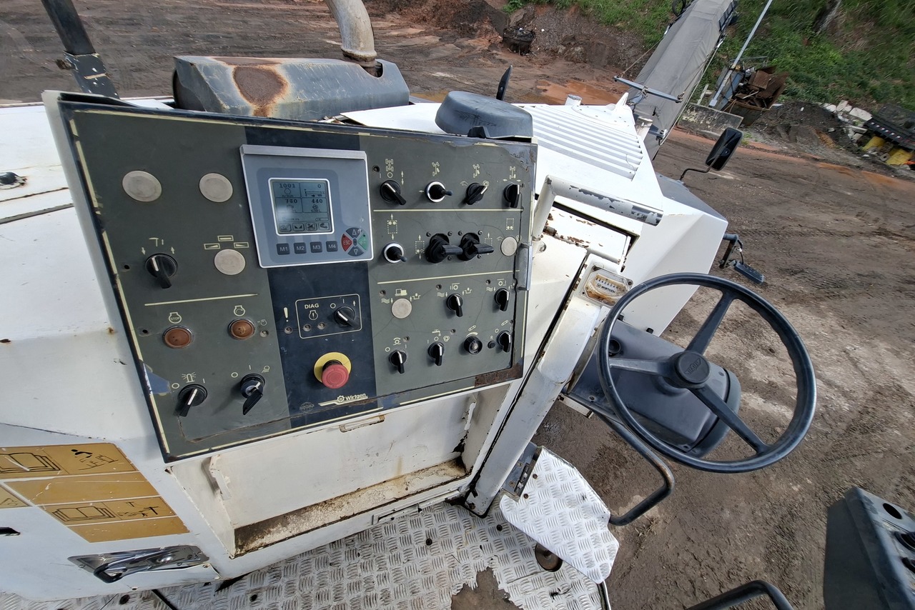 Wirtgen W100F - 10/10 19